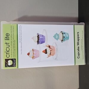 Cupcake Wrappers Cricut Lite